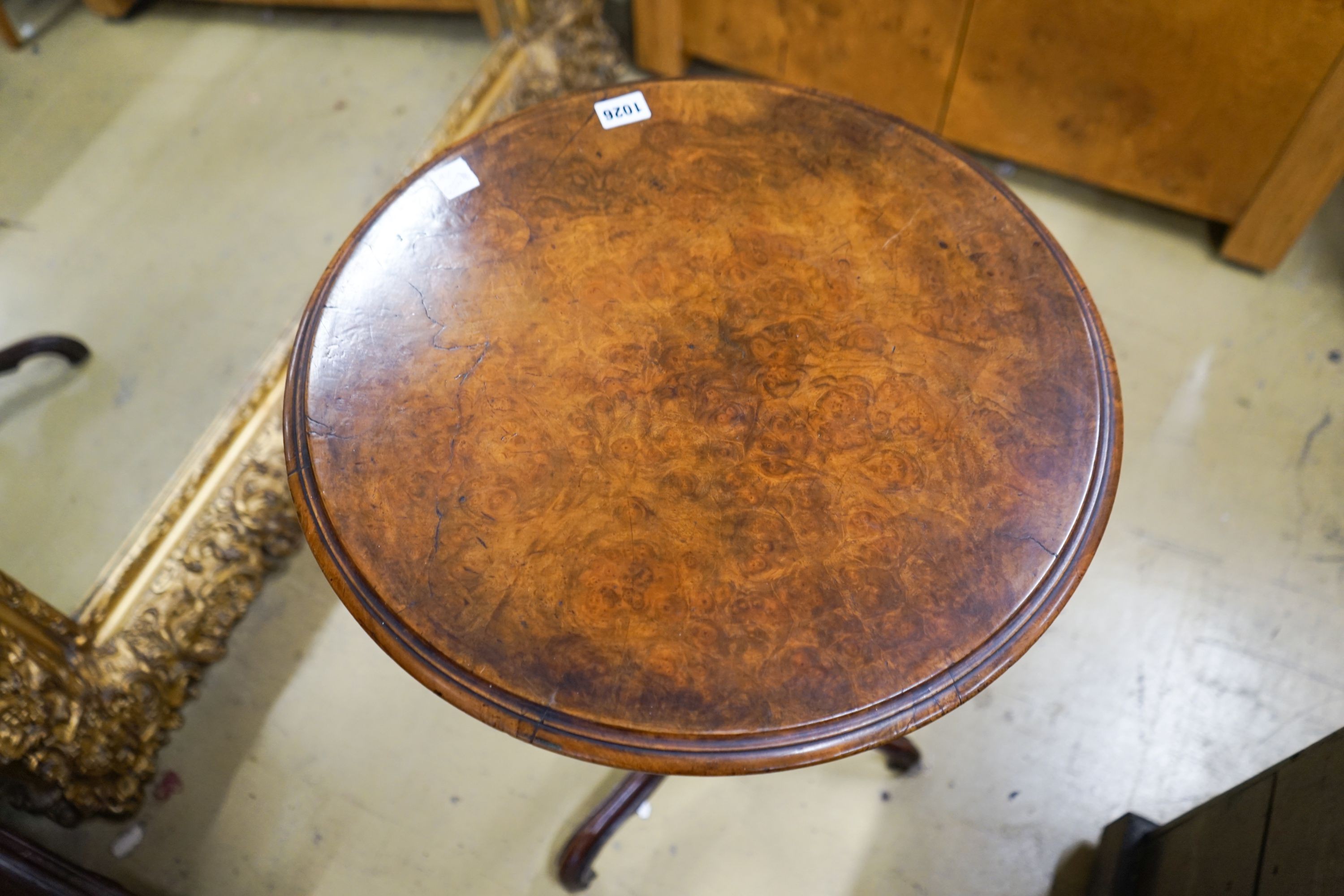 A Victorian circular burr walnut tripod wine table, diameter 46cm, height 72cm